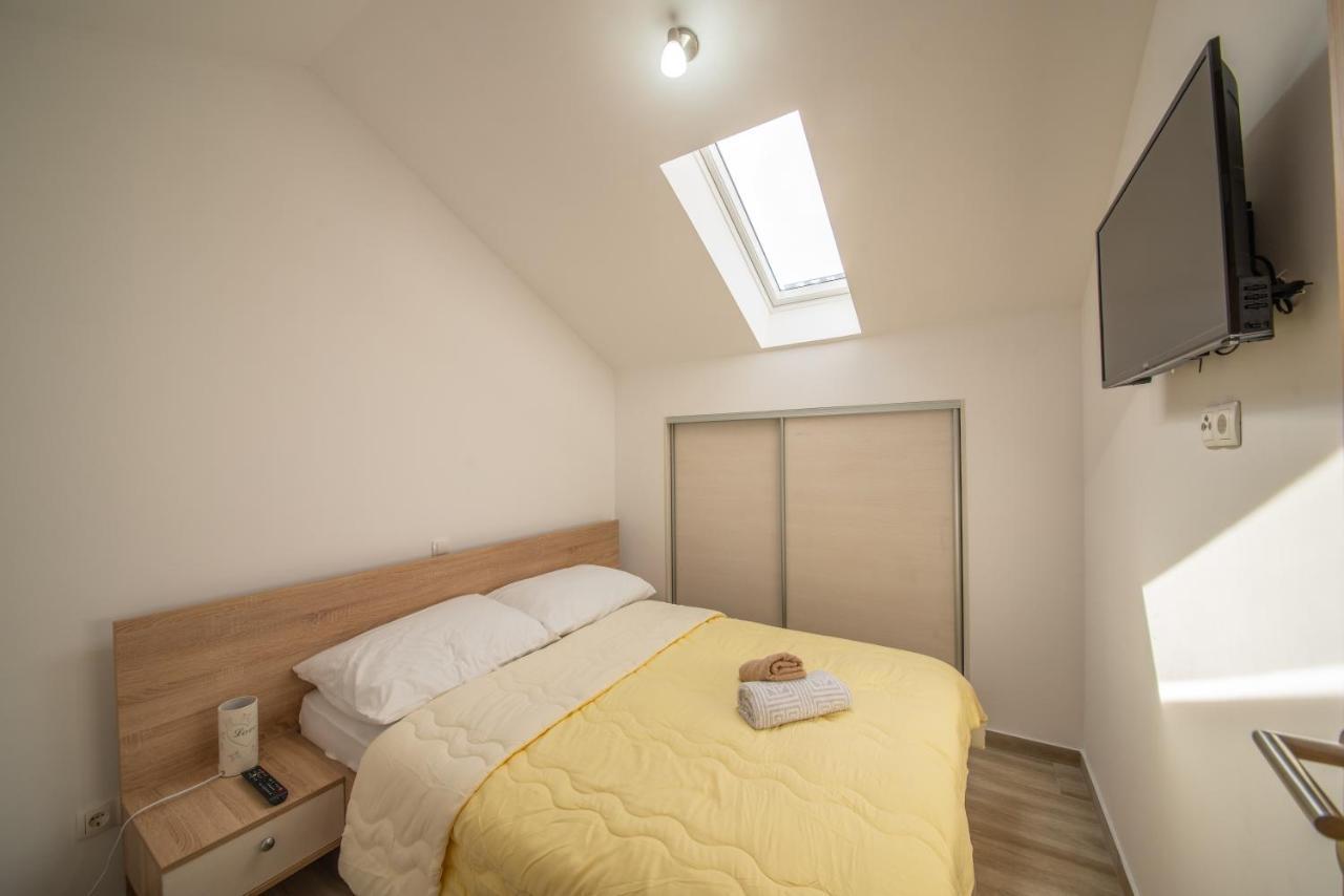 Apartman Eva Vrsi Eksteriør bilde
